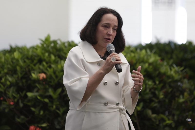 Jean Manes, U.S. Ambassador to El Salvador (Photo: Presidencia de El Salvador, public domain)